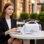 Szydełkowa Torebka „Biała Perła”