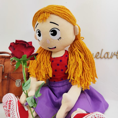 Maskotka na zamówienie. Projekt lalka Złotowłosa